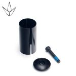 KIT COMPRESIÓN SCS HIC BLUNT ¡Kit de compresión HIC que incluye cuña y anillo! ¡Adecuado para las horquillas Blunt HIC (incluidas para las horquillas HIC)! Recambio original que vale para horquillas Blunt de sistema IHC Permite montar una horquilla Blunt de sistema IHC en manillar estándar de 28,2mm (medida interna del manillar). Medida largo incluido tornillo: 7,6cm Medida ancho: 28,1mm (medida exterior) x 24,5mm (medida interna) Incluye anillo que hace girar el cojinete Contacten si tienen dudas de montaje o compatibilidad.